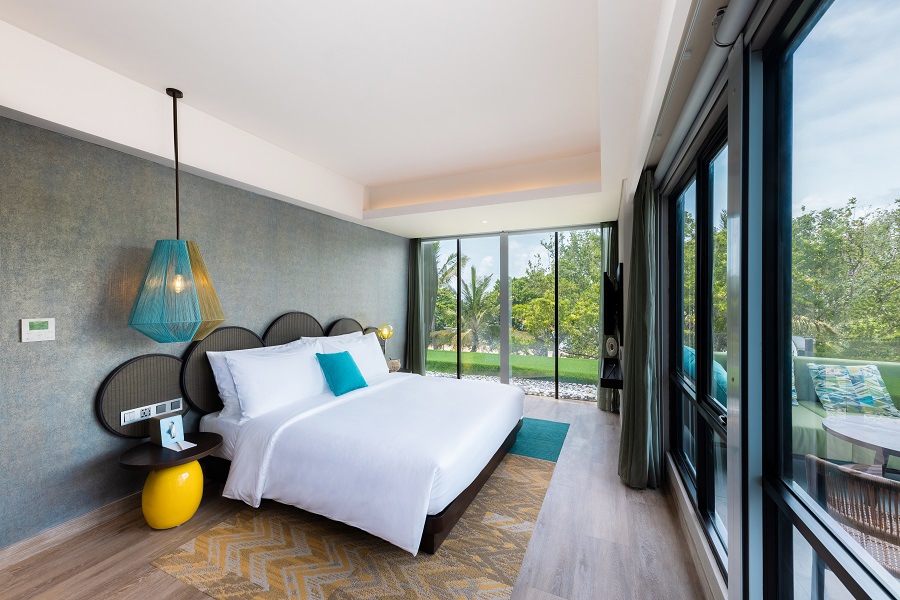 Top Gun Suite - Master Bedroom
