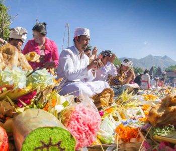 Food-for-the-Gods-Balinese-Offerings