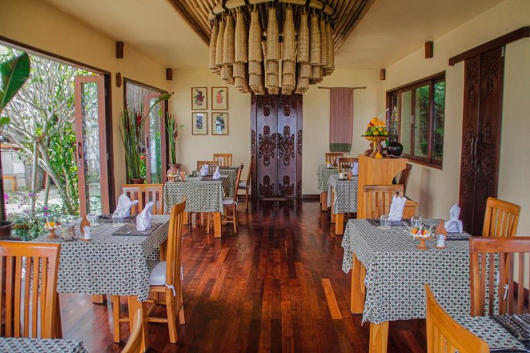 MiMPee Restaurant at Munduk Moding Plantation