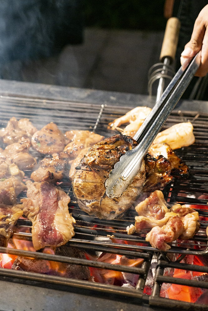 Hotel Indigo Bali - Seminyak Seafood BBQ 5