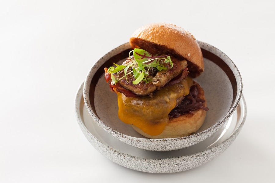Segaran-Sunday-Brunch-Decadent-Burger-1