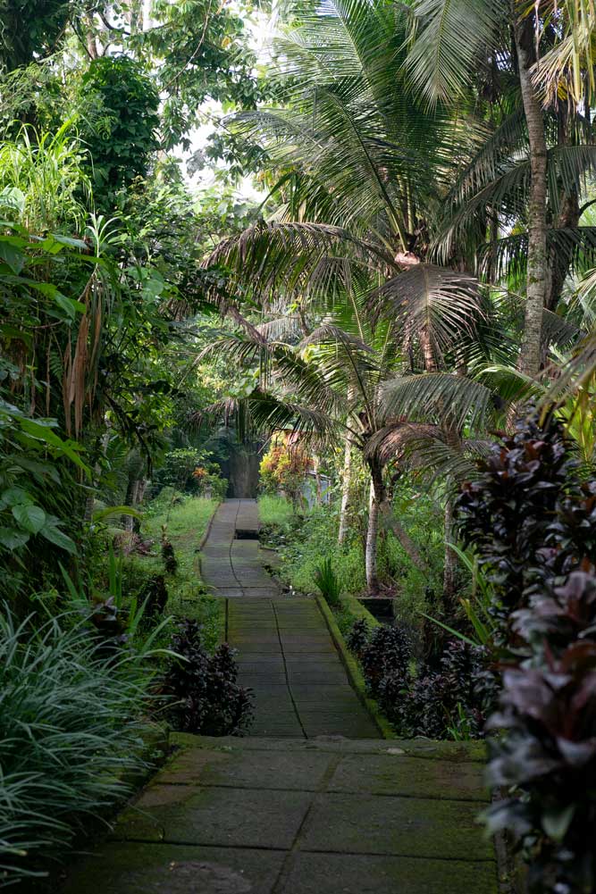 Pura-Yeh-Pulu-Blahbatu-Gianyar-Bali