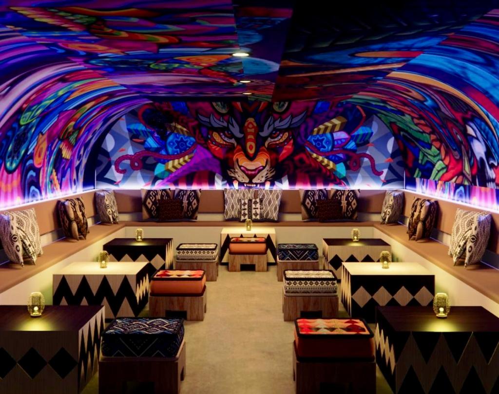 New in Town - Mesa Bali 1