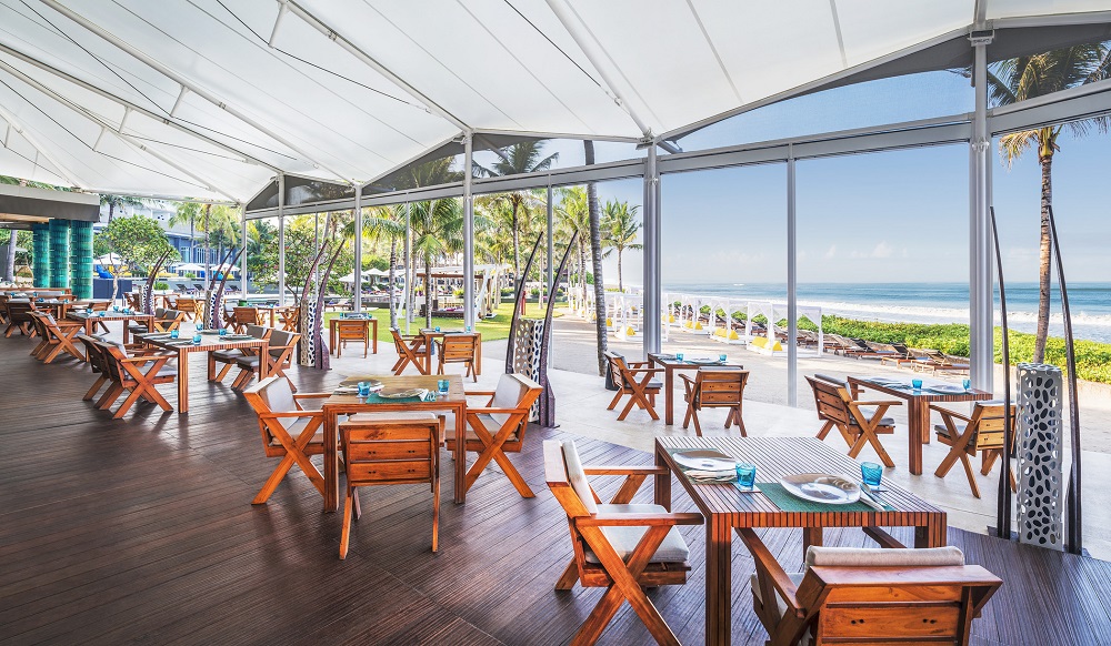 Three Blue Ducks - Starfish Bloo - Beach Front Dining