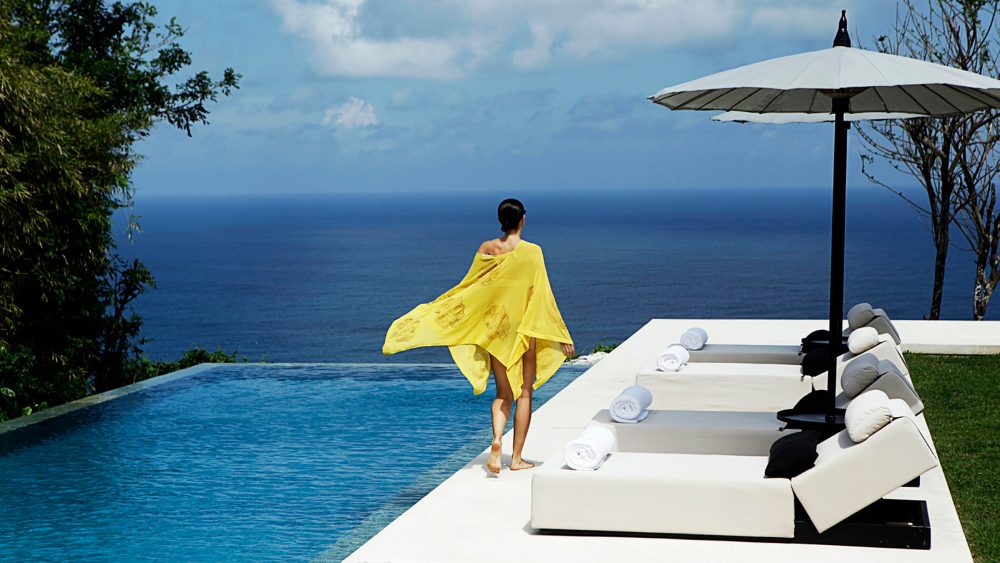 Infinity pool on Three-Bedroom Cliff Edge Villa at Alila Villas Uluwatu