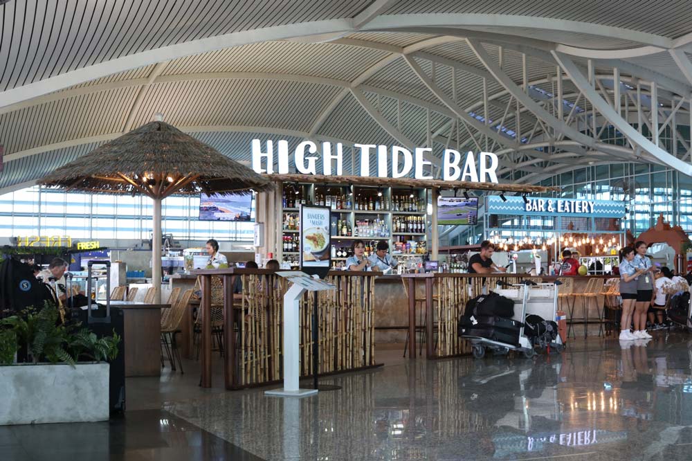 High Tide Bar - Bali Airport Ngurah Rai