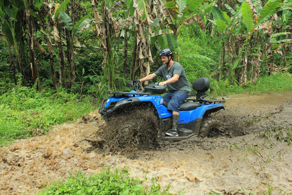 Outdoor-family-activities-in-bali-Quad-Bike