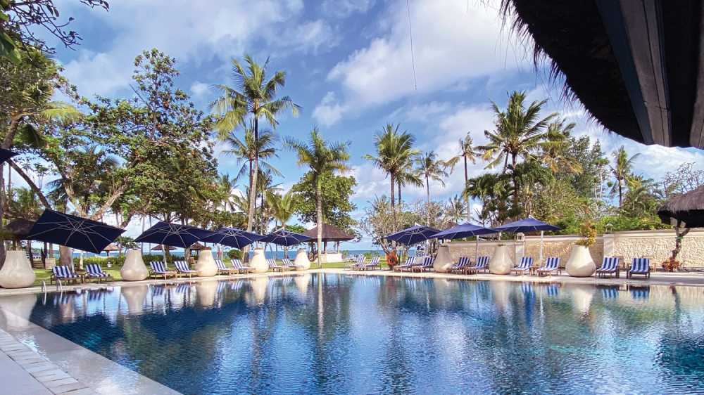 Intercon Jimbaran: Pool Club