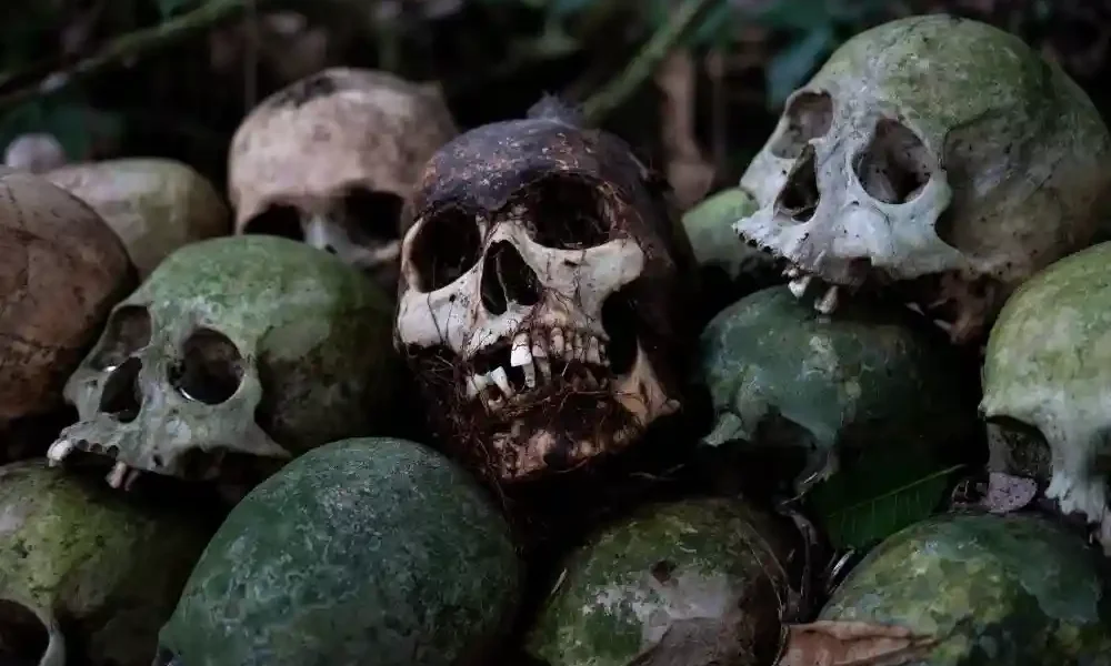Human skulls stacked up in the Trunyan cemetary