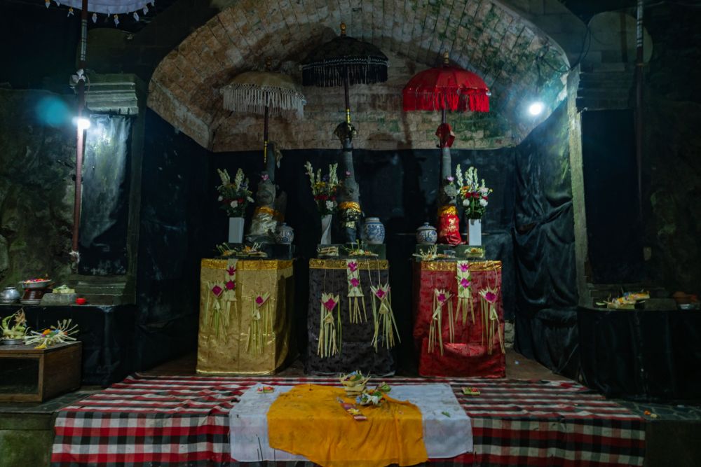 Pura Goa Raja Agung Bali