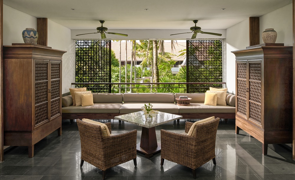 InterContinental Bali Sanur Resort - Junior Suite Bedroom Outdoor Area