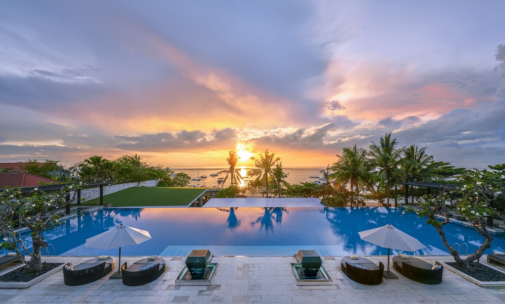 InterContinental Bali Sanur Resort - Swimming Pool