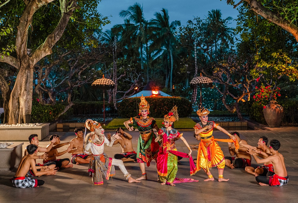 The Laguna - Dance Performance