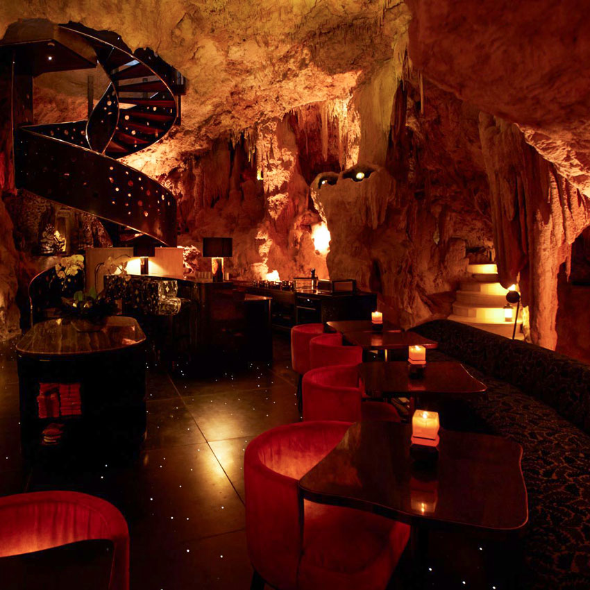 The-Cave-by-Chef-Ryan-Clift-Fine-Dining-in-Bali