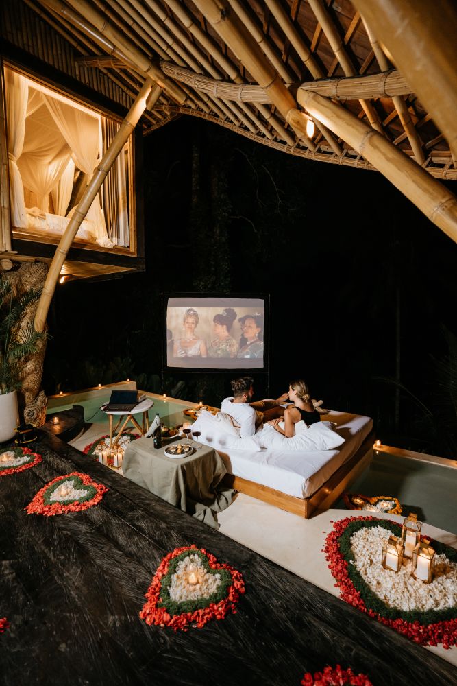 Hotels for Couples - Bambootel Sawah View 2