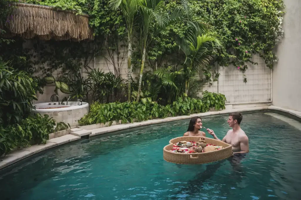 Sini Vie Honeymoon Villa in Seminyak