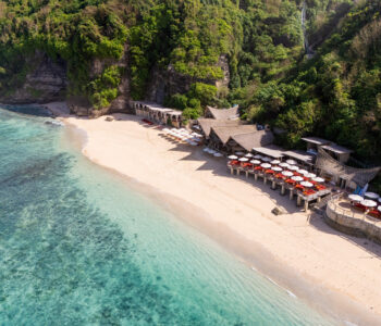 Beachfront Restaurants in Bali - Landscape-Aerial-Sundays-Elise-EDITED