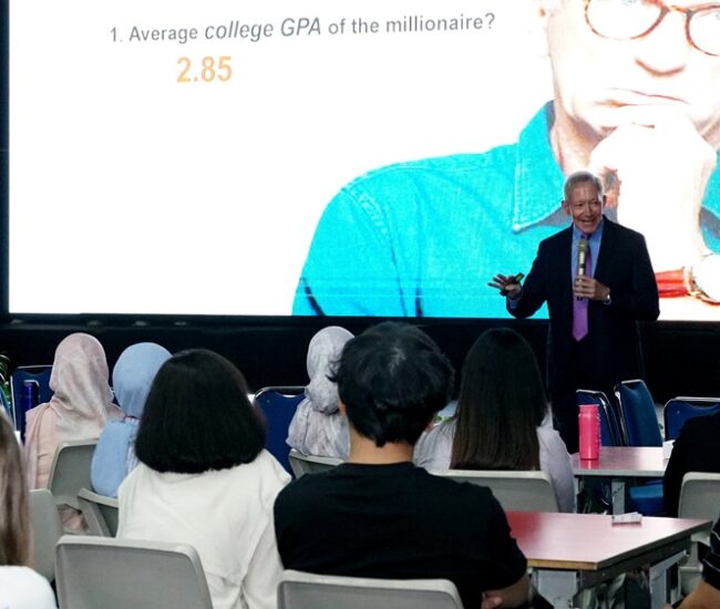 Dr. Thomas Guskey
