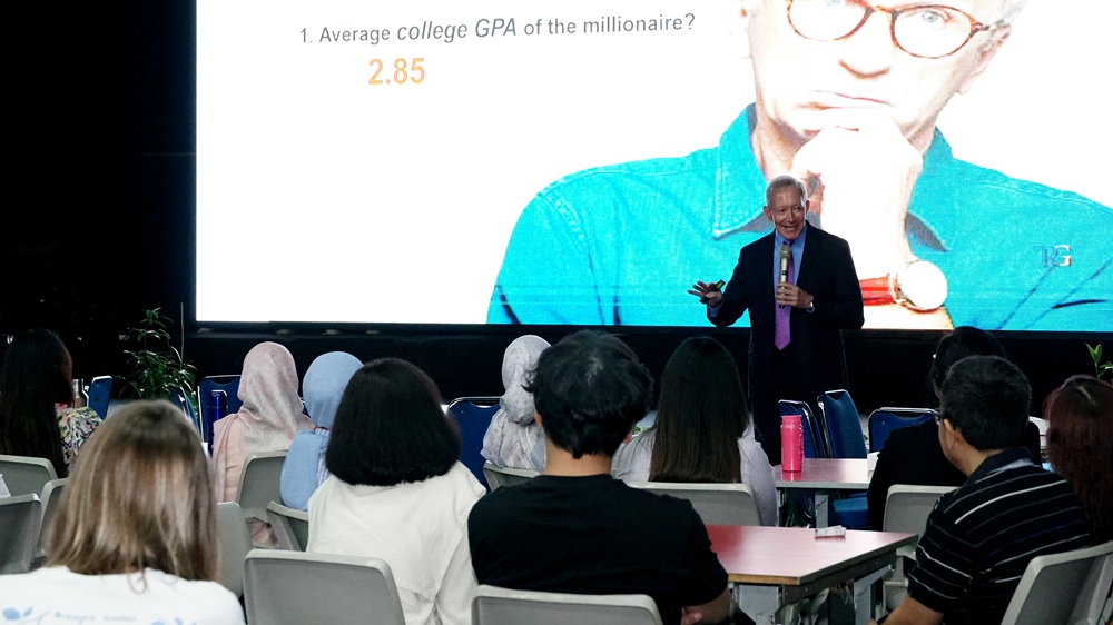 Dr. Thomas Guskey