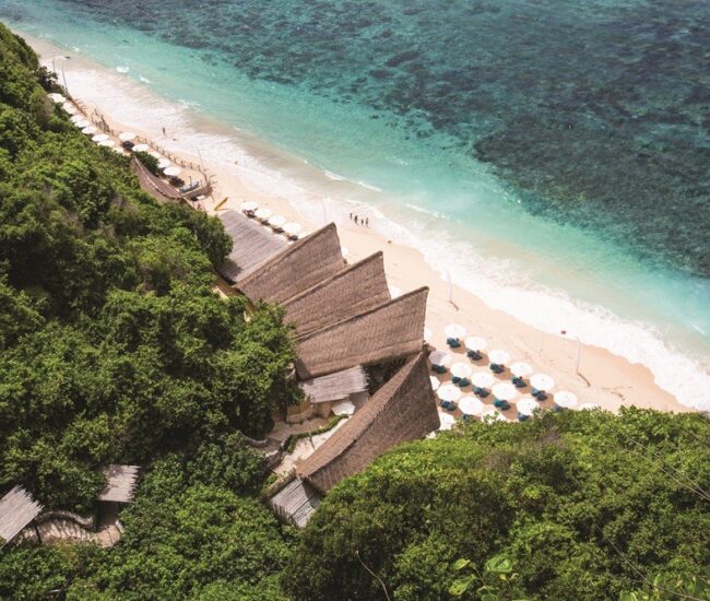 The Ungasan - Sundays Beach Club 1