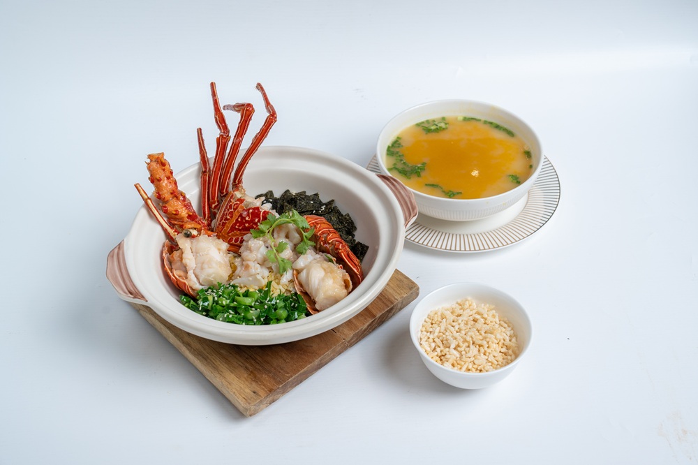 Liu Li Palace Seafood Lobster Sashimi