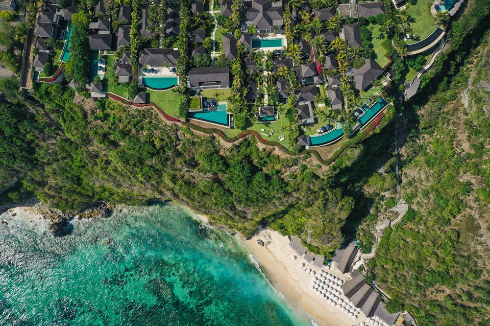 Finding Peace with The Ungasan Clifftop Resort’s Unique Spiritual Wellness Experience