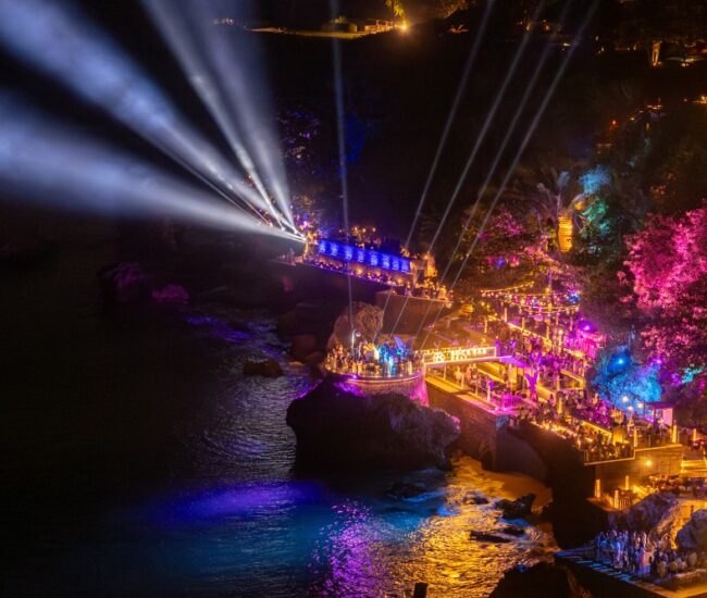 A Party at Rock Bar AYANA Festive