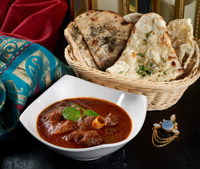 Ganesha-ek-sanskriti-Rogan-Josh-and-Naan