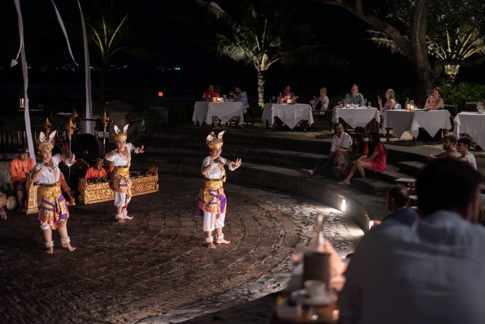 Oberoi Season of Joy 4