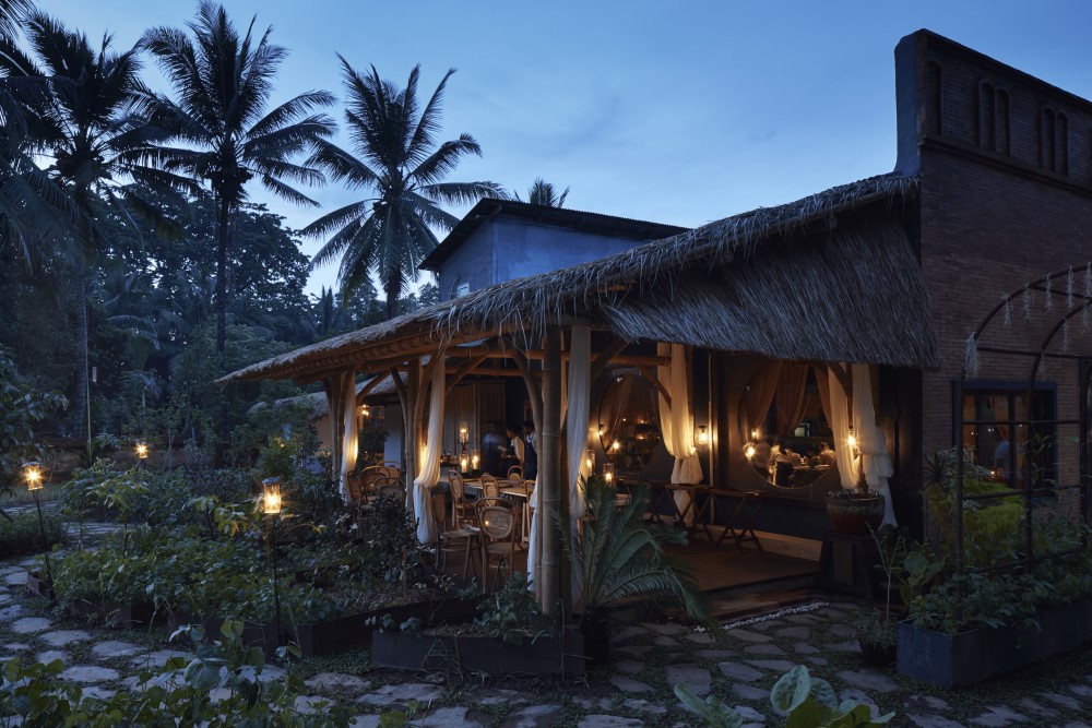 Room4Dessert Venue - Season 20