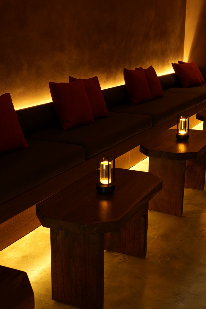 Cocktail Bars in Seminyak - Bar RASA - Interior 1