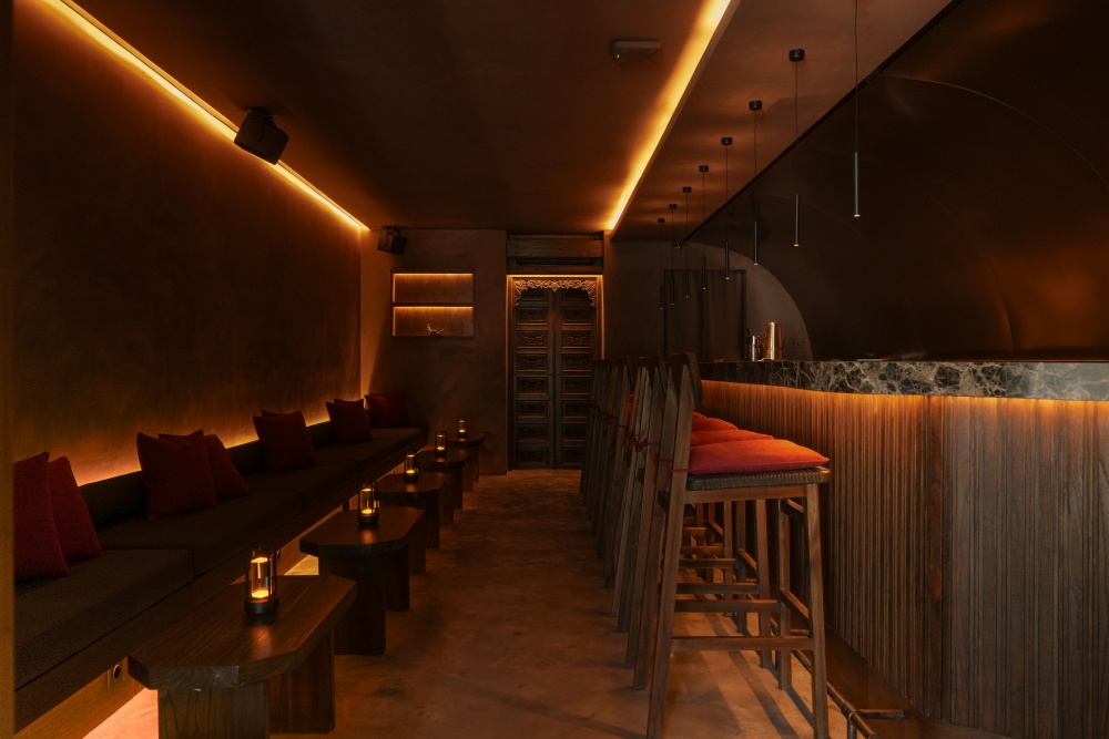 Cocktail Bars in Seminyak - Bar RASA - Interior 2