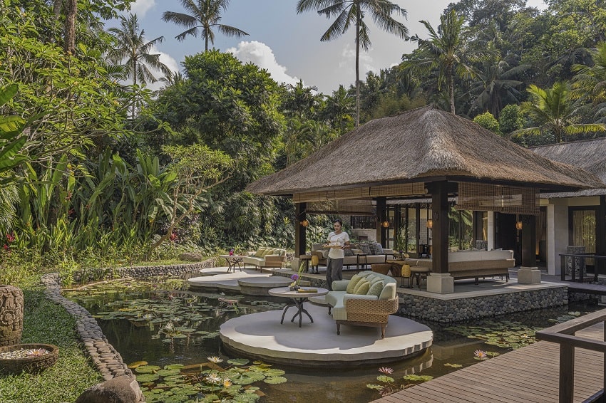 Rooted in Bali’s spiritual heritage and shaped by a growing desire for mindful travel, Balinese-inspired spa and wellness programmes continue to redefine how travellers reconnect with themselves and their surroundings.