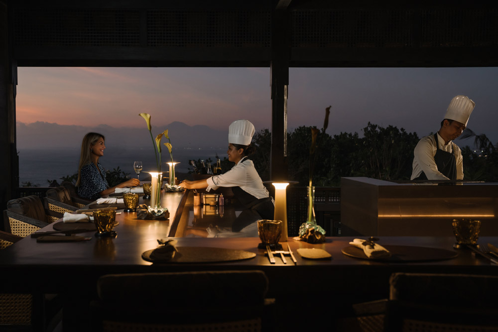 Rumari-Counter-Raffles-Bali-Chef-Gaetan-7
