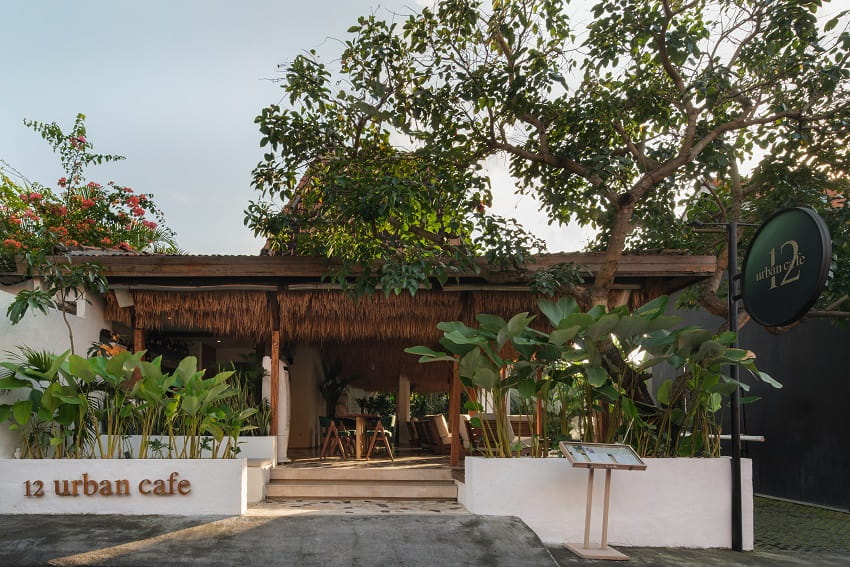12 Urban Cafe has become a community fixture beyond just an ordinary cafe: hosting movie nights, gatherings, and events that draw a diverse mix of residents and visitors. This sense of ease, alongside its service and menus, continues to make it a reliable stop on Canggu’s evolving culinary map.