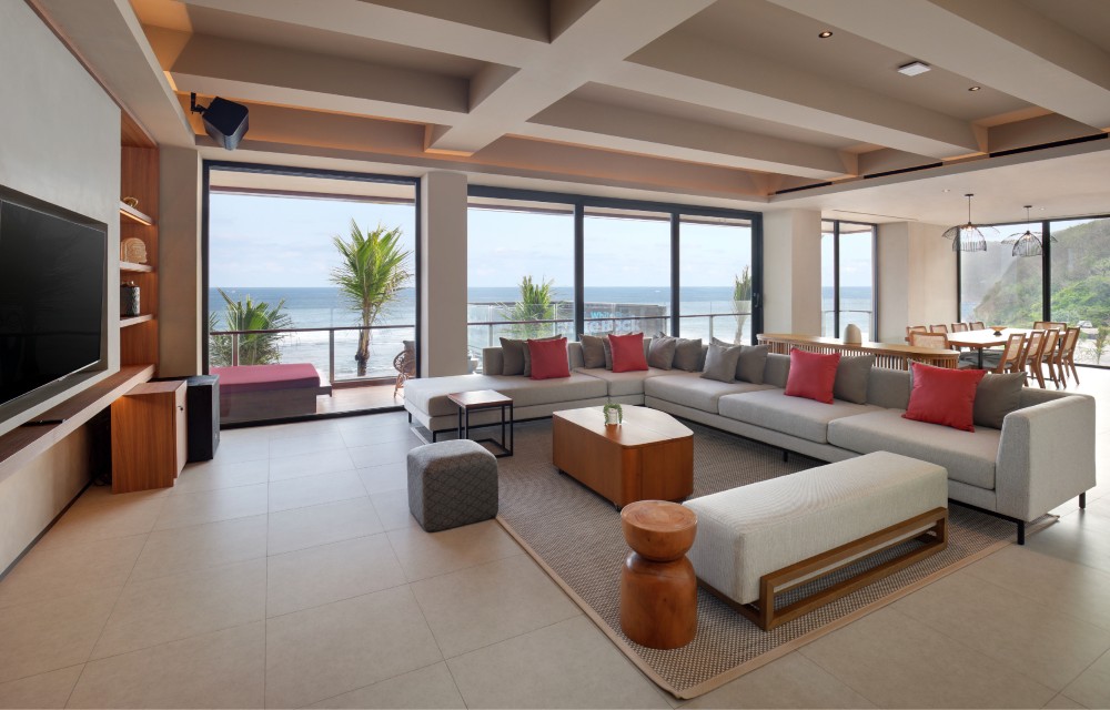 White Rock Beach Club - Party Suite