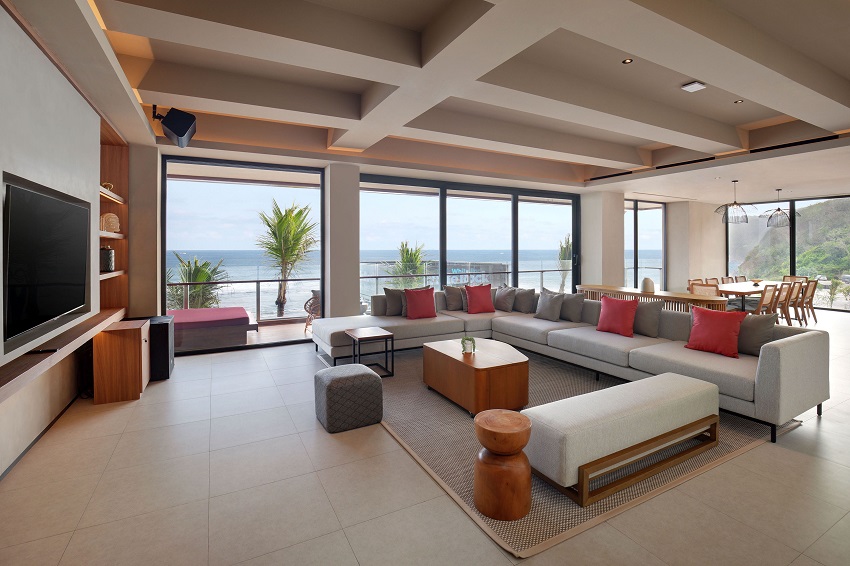 Beyond leisure, White Rock positions itself as a fully equipped events destination for guests and operators. 