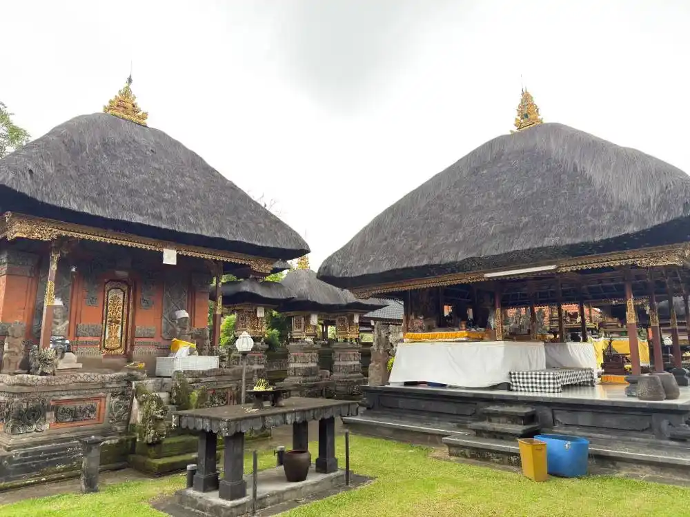 Kahyangan Tiga Three Temples