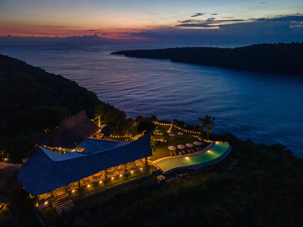 Amok Sunset Bar & Restaurant - Aerial
