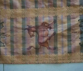 Bu Dayu Design and Dyed Her Husband Painted on it