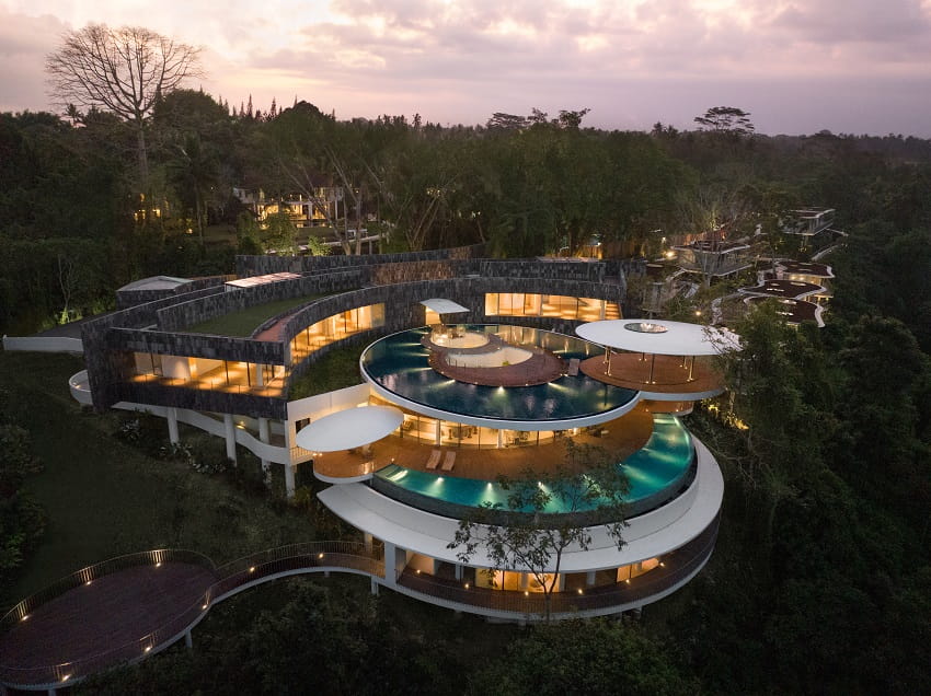 Tucked between the verdant rice fields and the sacred Petanu River, just minutes from the holy Goa Gajah temple, Bumi Kinar is one of Ubud's most intriguing resorts, a place where the traditional and the contemporary coexist in one space.