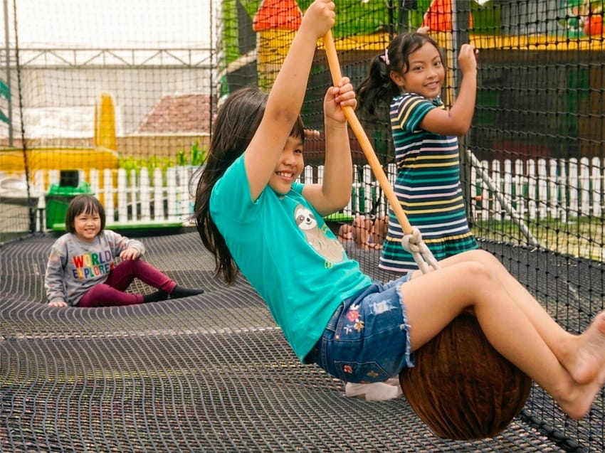 Mookiland Park Fun Zip