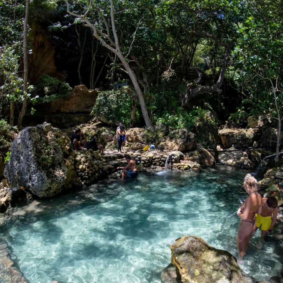 Nusa Penida - Tembeling Forest & Beach