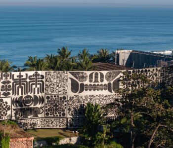 Evolving Landscapes mural by Rostarr at Potato Head Beach Club Bali (2026) by Tomasso Riva