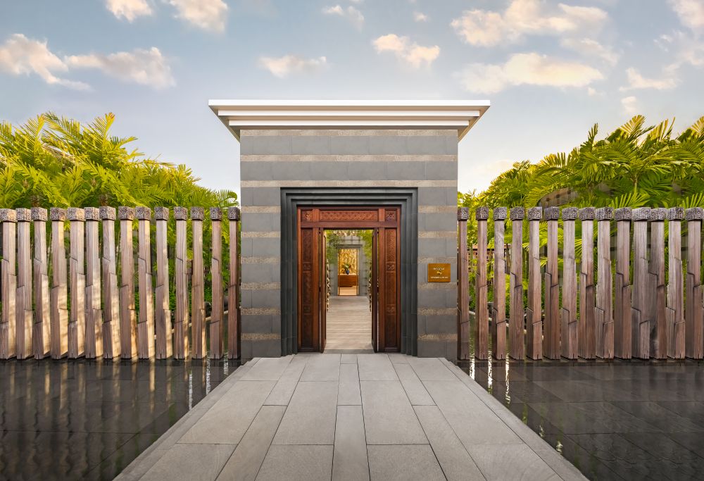 Regent Spa_Gate