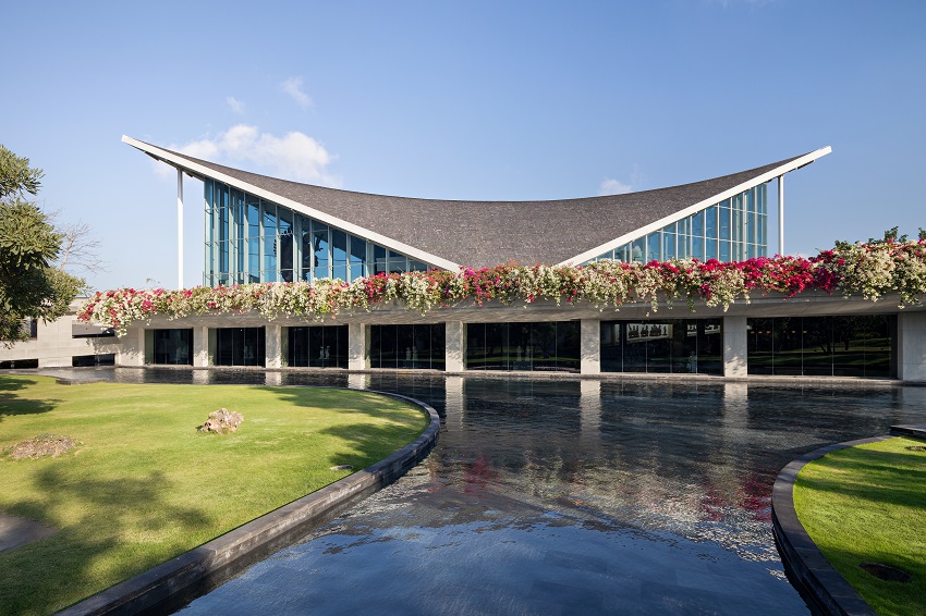 SAKA Museum_Facade_Daytime_Mario Wibowo