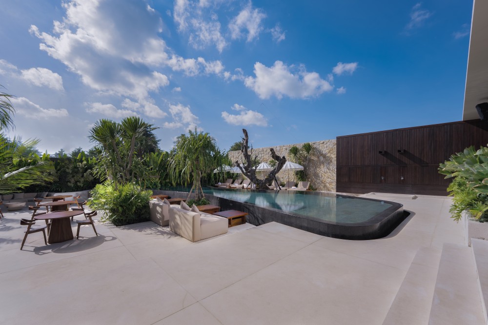New Restaurants in Bali - Sana - Side Pool Morning
