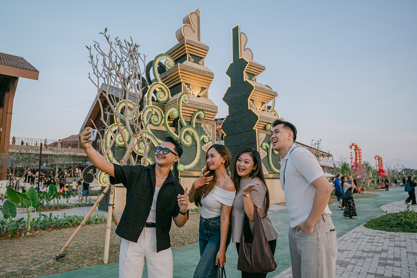 Sira Village Brings a New Sunset Waterfront Shopping Experience to Bali
