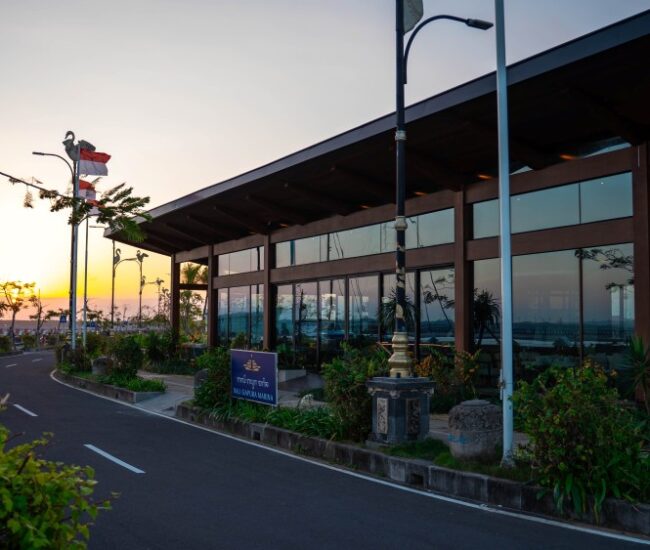 Bali Gapura Marina 1