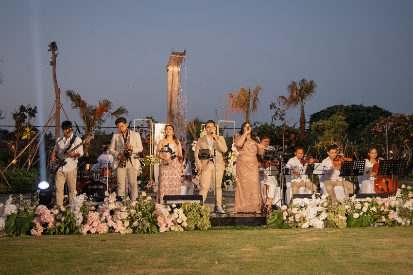Suwarga Garden music
